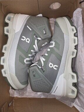 On Running Men's Cloudrock Waterproof Hiking Boots - Reseda/Aloe. Size 7.5M (9W)